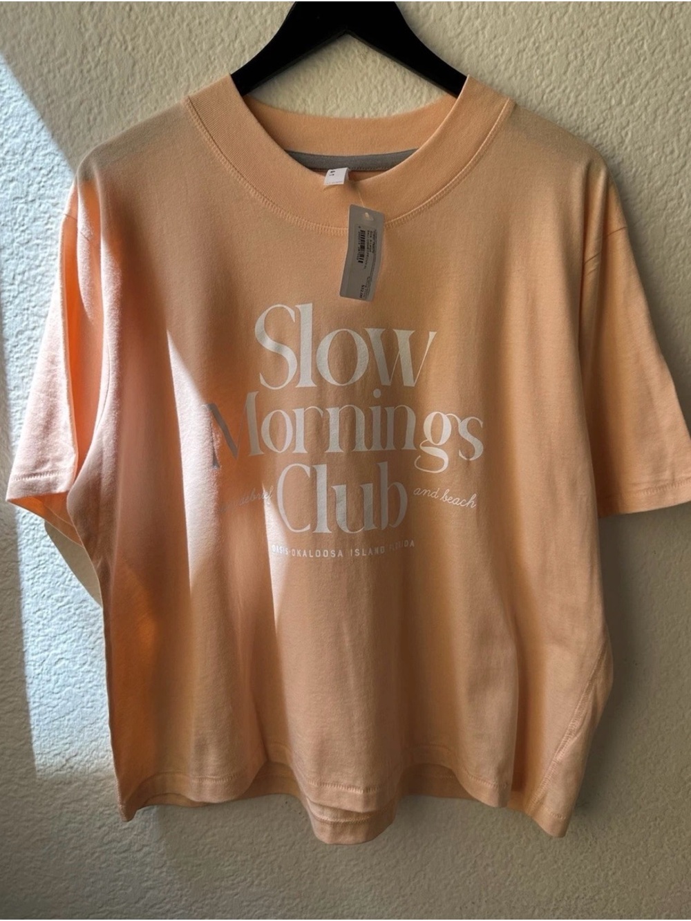 Oasis Women’s 'Slow Mornings Club' Peachy Graphic Tee - X Large